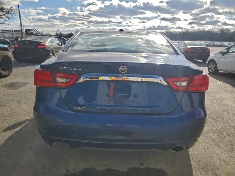 Фото 6 - NISSAN MAXIMA