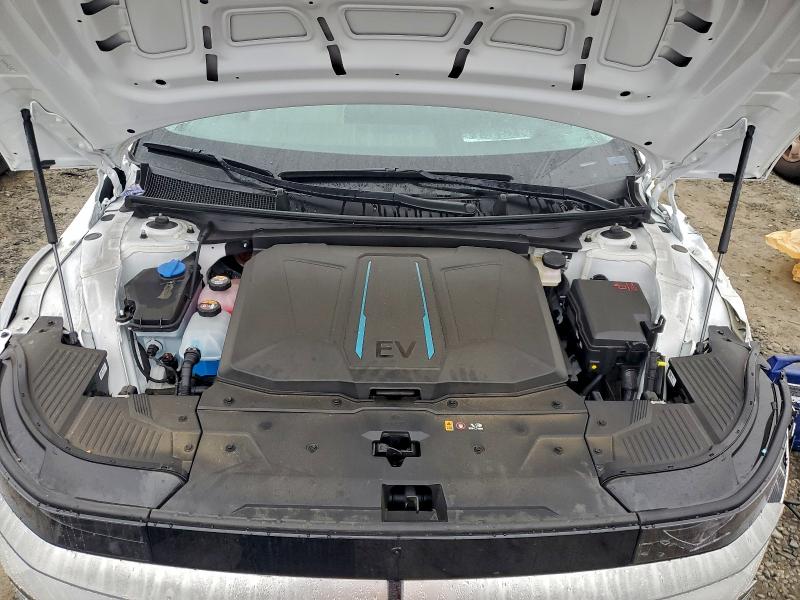 Фото 11 - HYUNDAI IONIQ