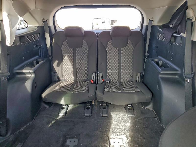 Фото 10 - KIA SORENTO