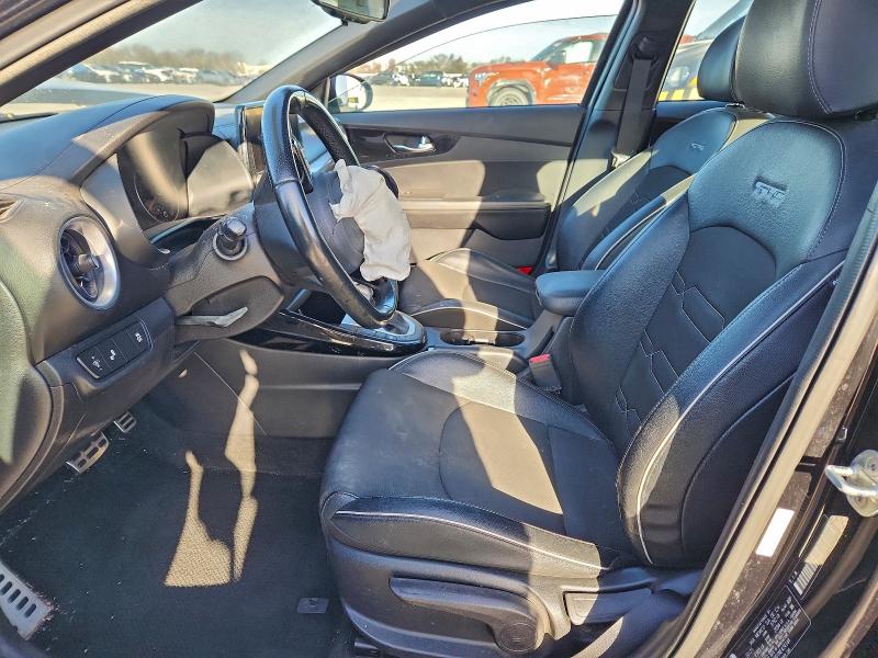 Фото 7 - KIA FORTE