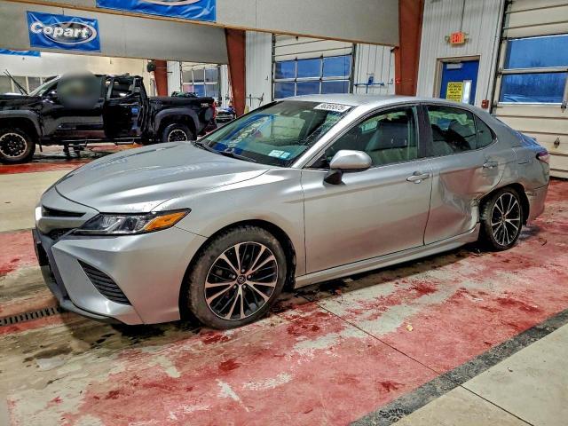 Фото 1 - TOYOTA CAMRY