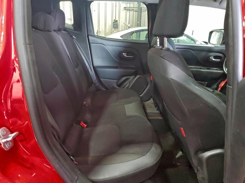 Фото 11 - JEEP RENEGADE