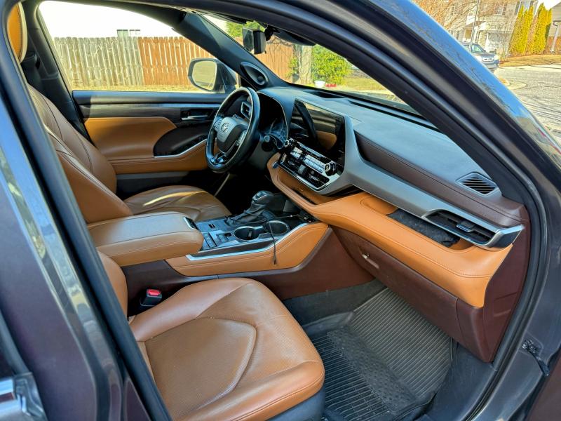 Фото 5 - TOYOTA HIGHLANDER