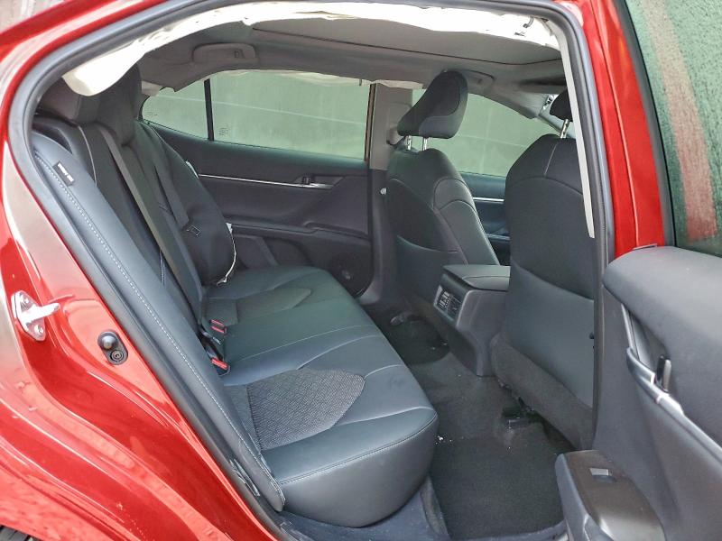 Фото 10 - TOYOTA CAMRY