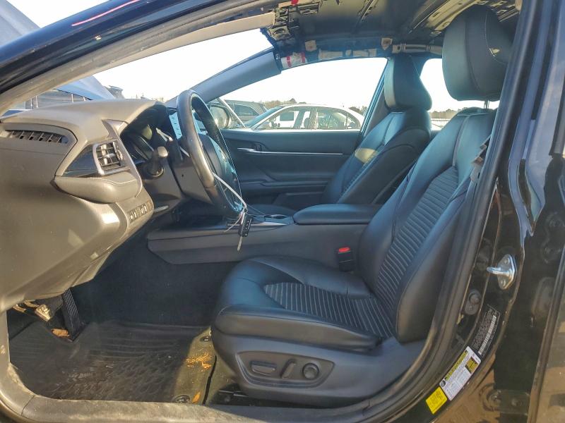 Фото 7 - TOYOTA CAMRY