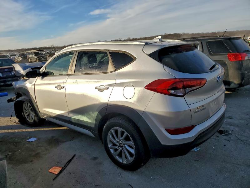 Фото 2 - HYUNDAI TUCSON