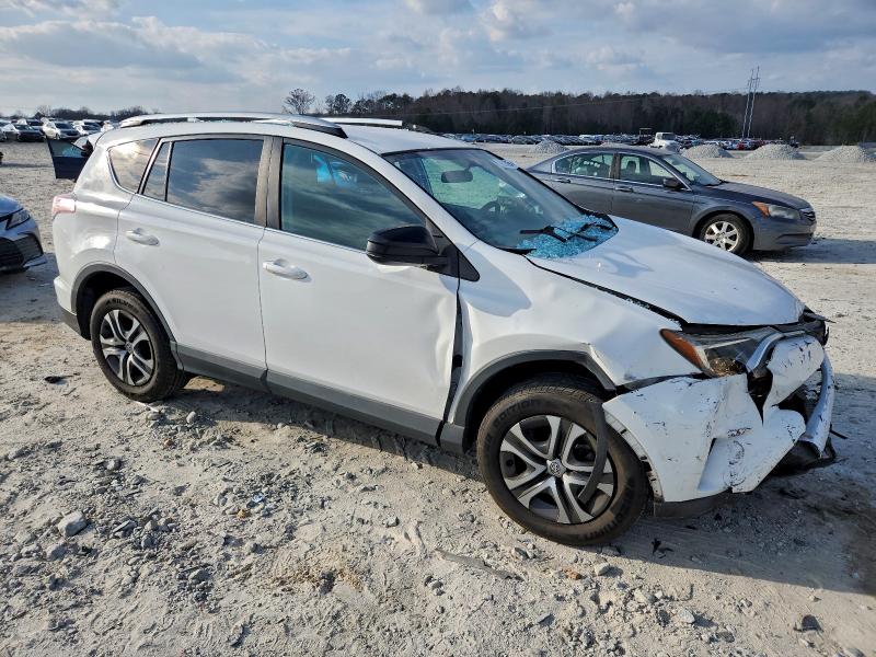 Фото 4 - TOYOTA RAV4