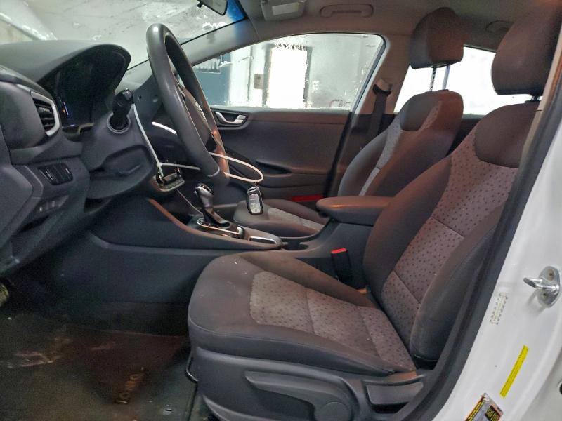 Фото 7 - HYUNDAI IONIQ