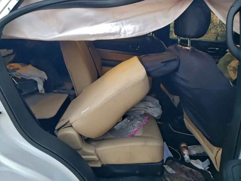 Фото 11 - FORD EXPLORER