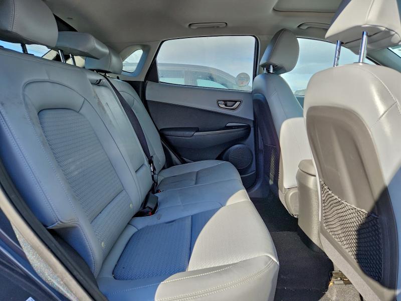 Фото 10 - HYUNDAI KONA