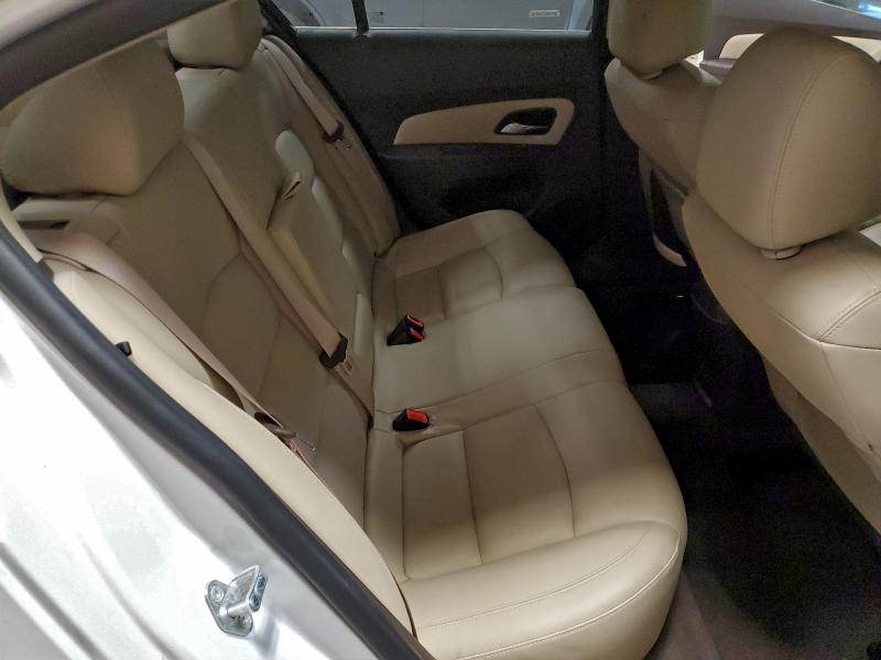 Фото 10 - CHEVROLET CRUZE