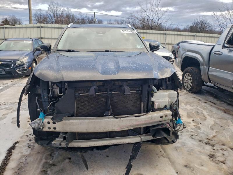 Фото 5 - TOYOTA HIGHLANDER