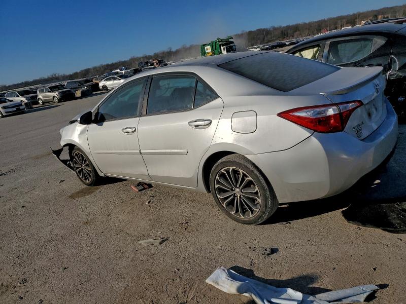 Фото 2 - TOYOTA COROLLA