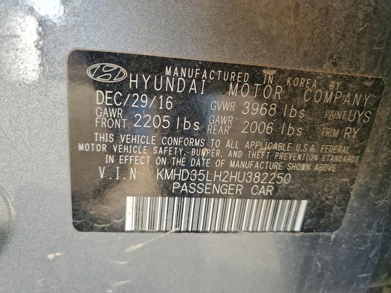 Фото 12 - HYUNDAI ELANTRA