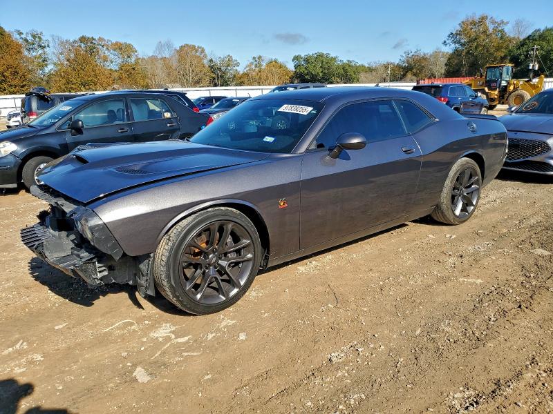 Фото 1 - DODGE CHALLENGER