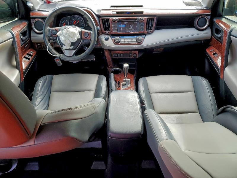 Фото 8 - TOYOTA RAV4