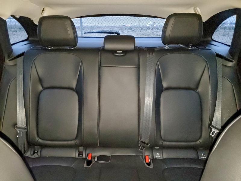 Фото 10 - JAGUAR F-PACE