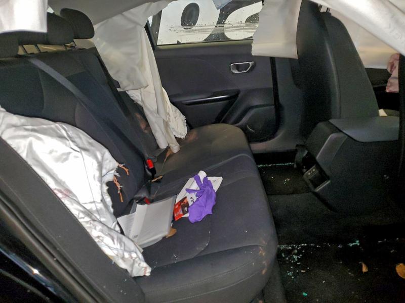 Фото 10 - KIA K4 LX