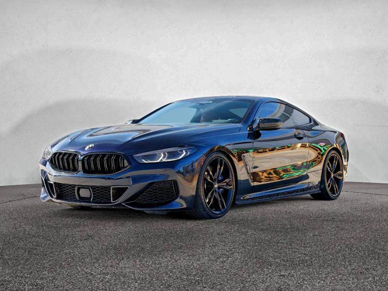 Фото 2 - BMW M8