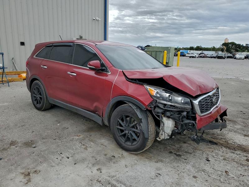 Фото 4 - KIA SORENTO