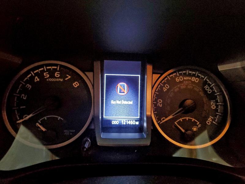 Фото 9 - TOYOTA TACOMA