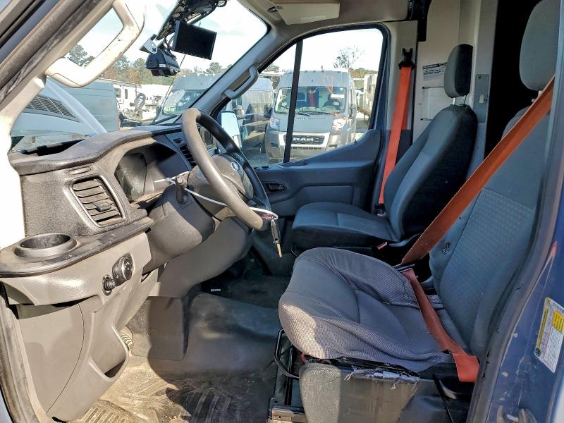 Фото 7 - FORD TRANSIT