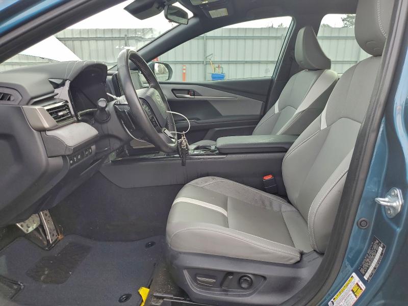 Фото 7 - TOYOTA CAMRY