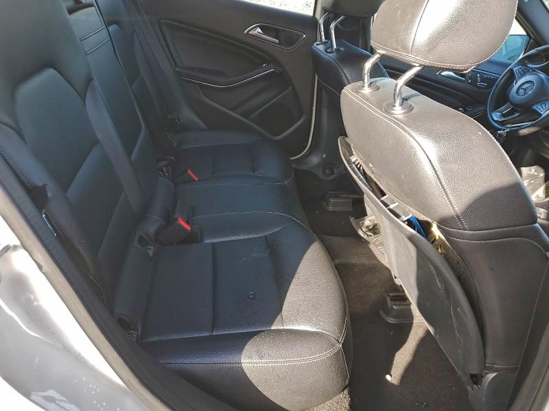 Фото 10 - MERCEDES-BENZ GLA-CLASS