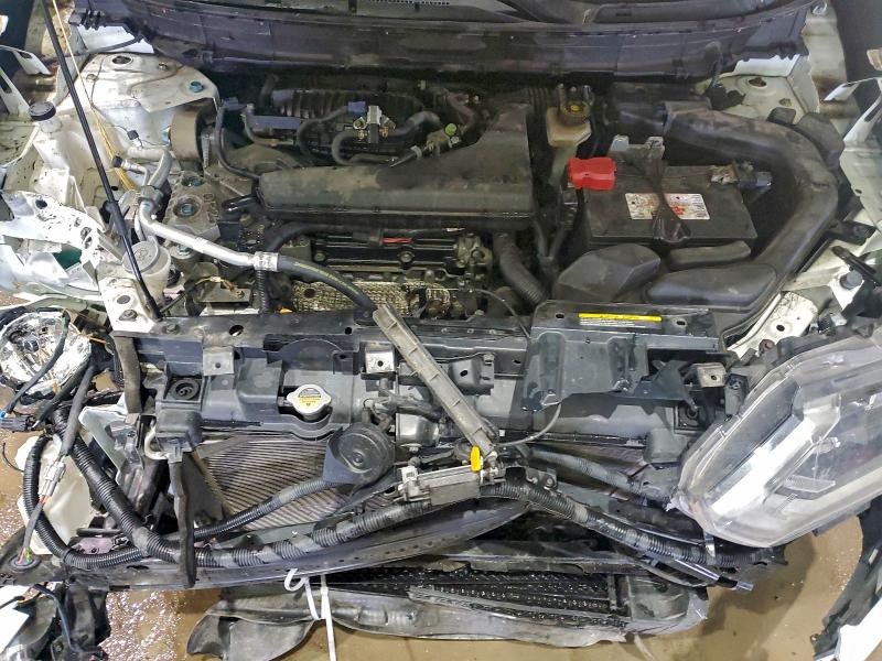 Фото 12 - NISSAN ROGUE