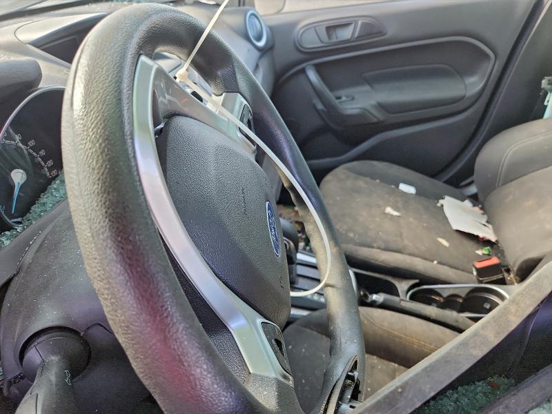 Фото 7 - FORD FIESTA