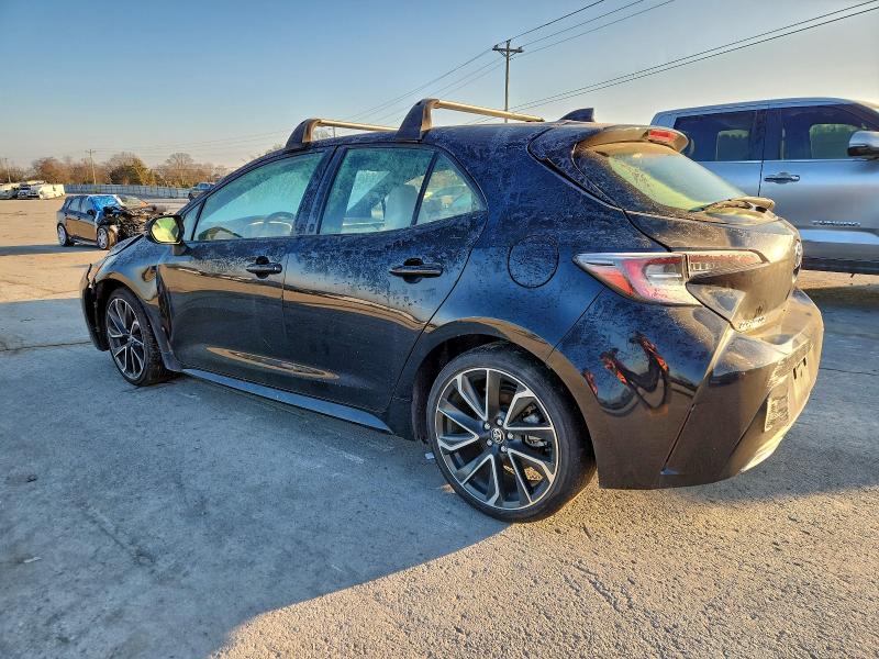 Фото 2 - TOYOTA COROLLA