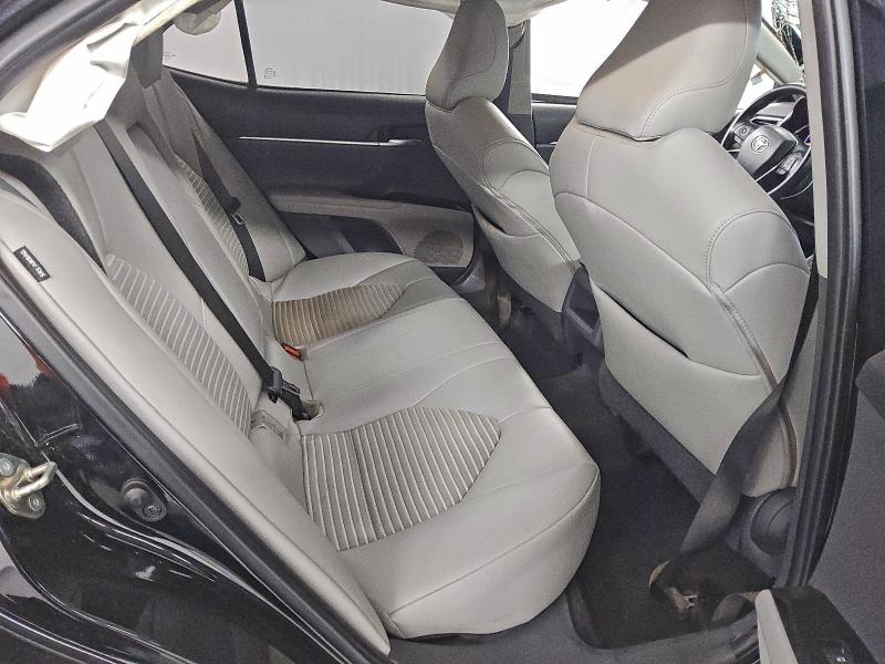 Фото 10 - TOYOTA CAMRY