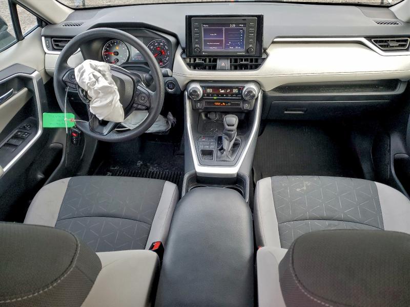 Фото 8 - TOYOTA RAV4