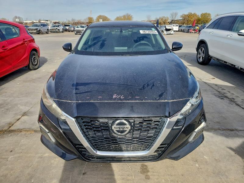 Фото 5 - NISSAN ALTIMA