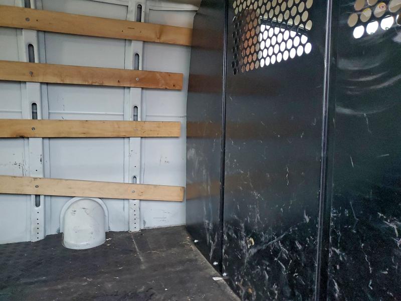 Фото 11 - GMC SAVANA