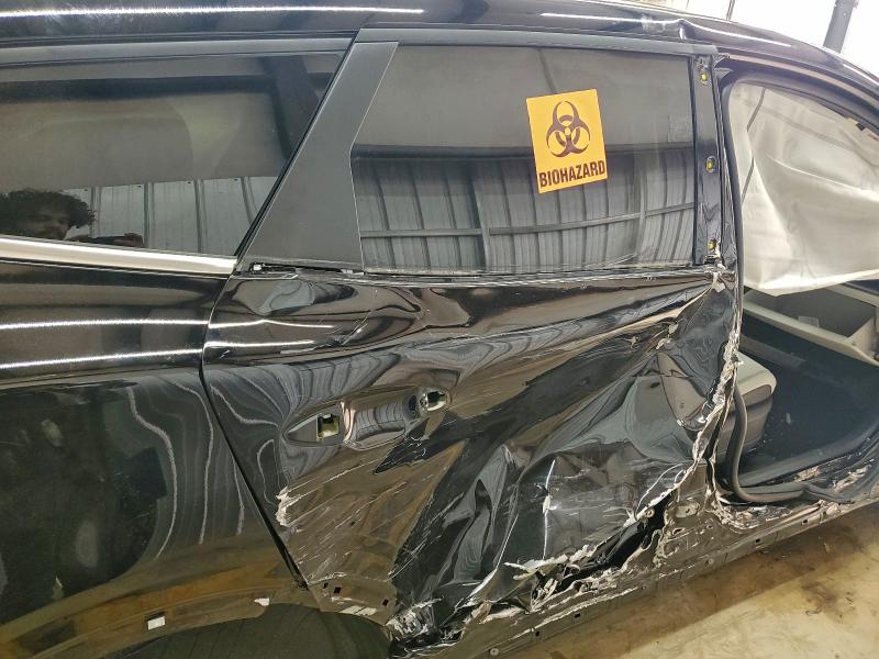 Фото 10 - KIA SPORTAGE