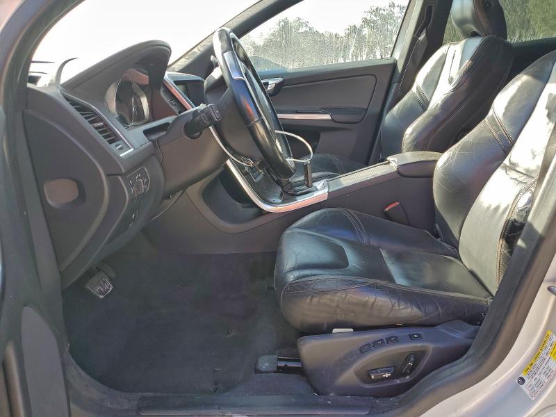 Фото 7 - VOLVO XC60