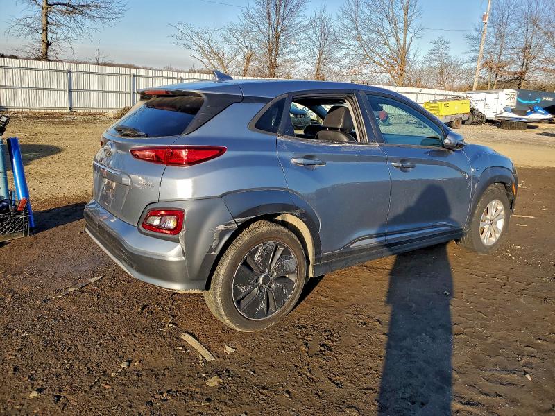 Фото 3 - HYUNDAI KONA