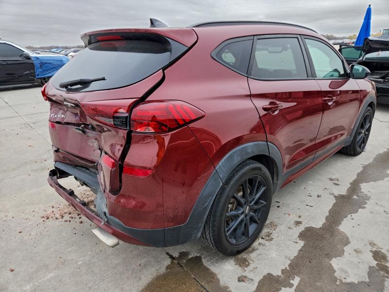 Фото 3 - HYUNDAI TUCSON