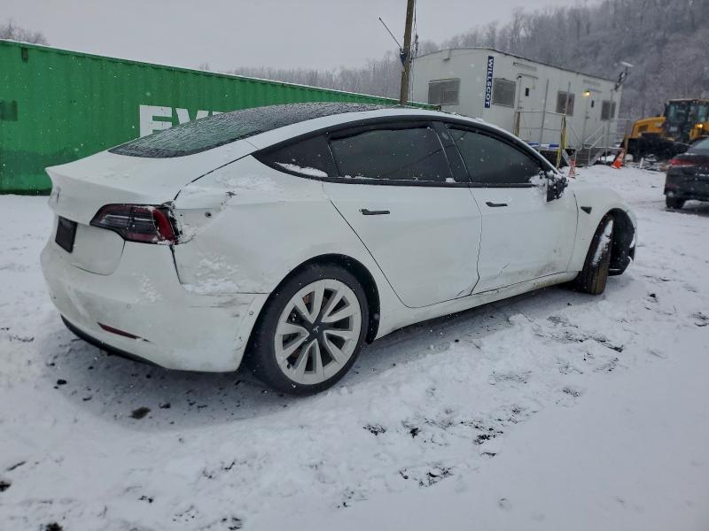 Фото 3 - TESLA MODEL 3