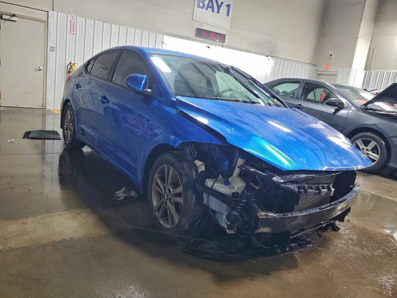 Фото 4 - HYUNDAI ELANTRA