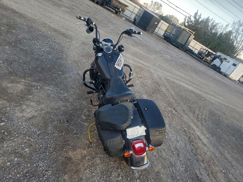 HARLEY-DAVIDSON FLHCS 2021