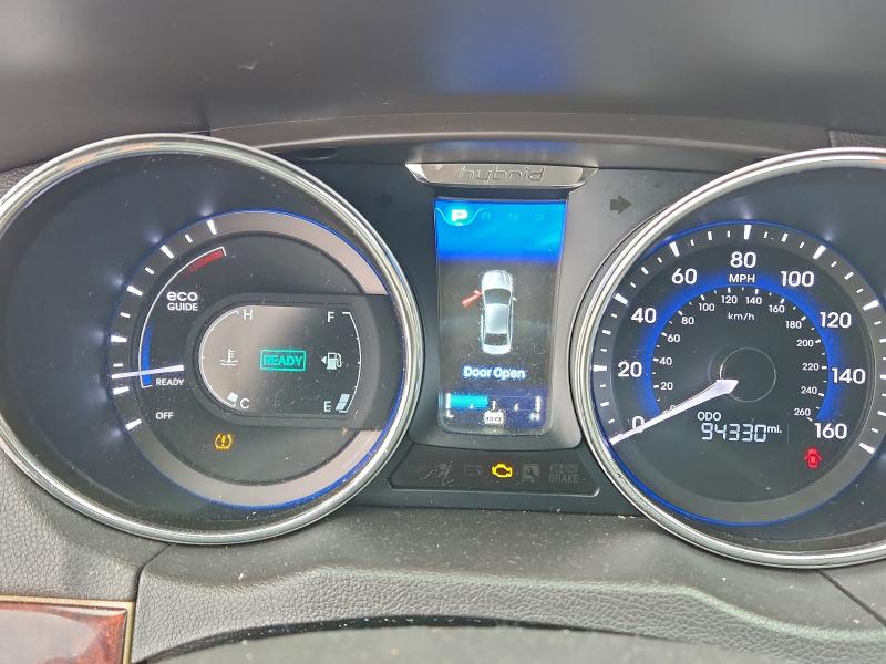 Фото 9 - HYUNDAI SONATA