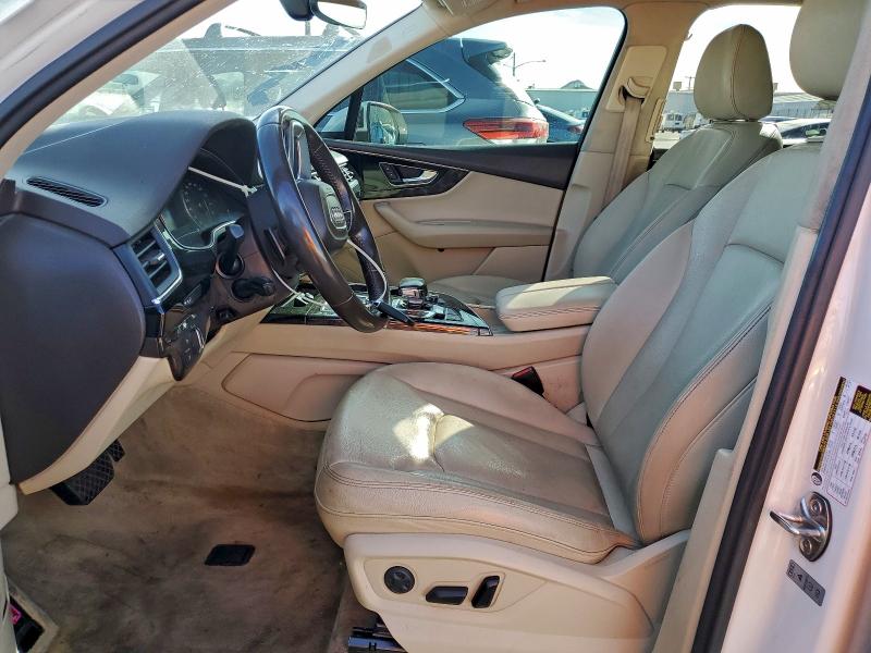 Фото 7 - AUDI Q7