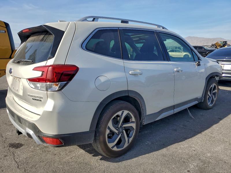 Фото 3 - SUBARU FORESTER