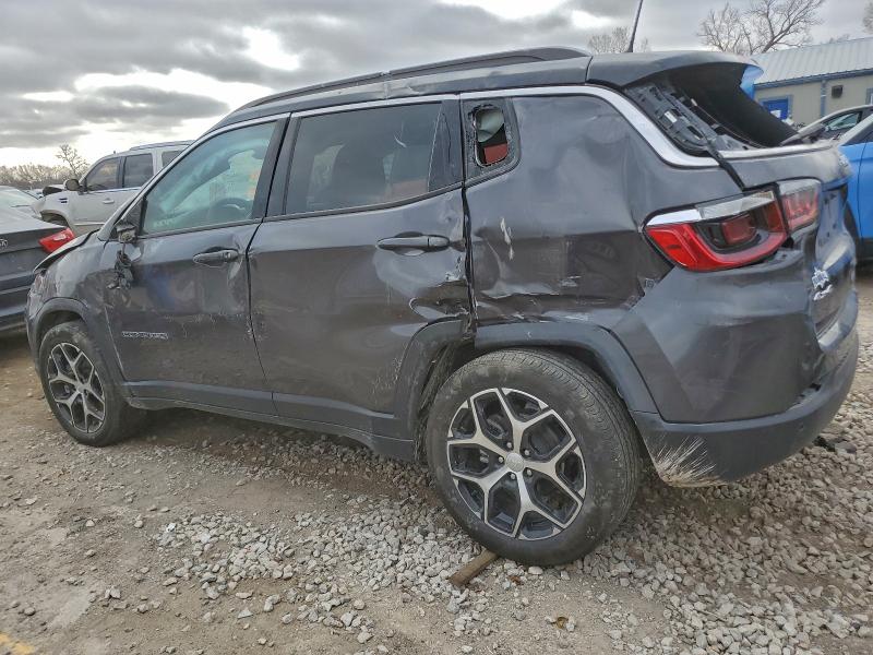 Фото 2 - JEEP COMPASS