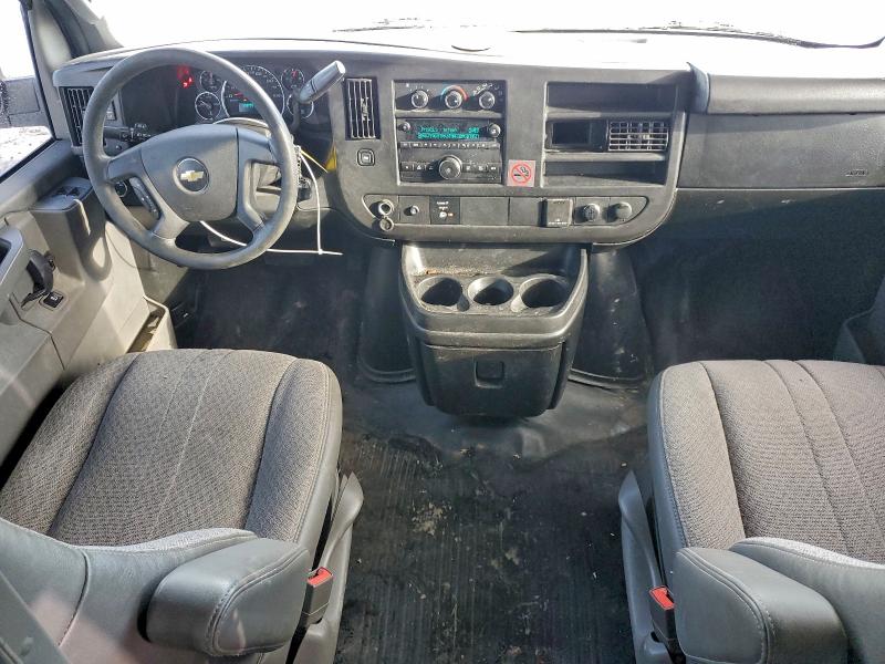 CHEVROLET EXPRESS 2017 VIN 1GCWGAFF0H1351195