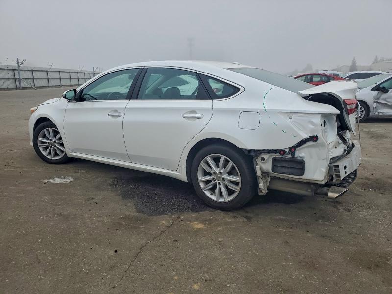 Фото 2 - TOYOTA AVALON