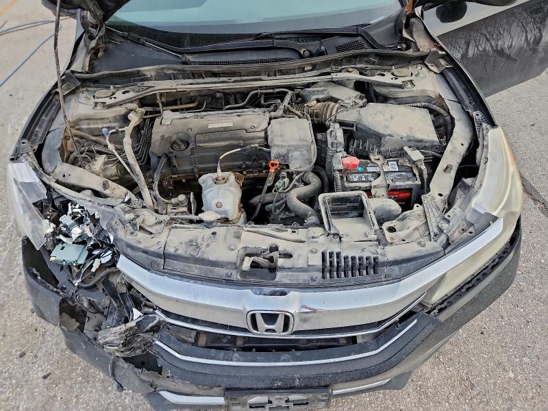 Фото 11 - HONDA ACCORD