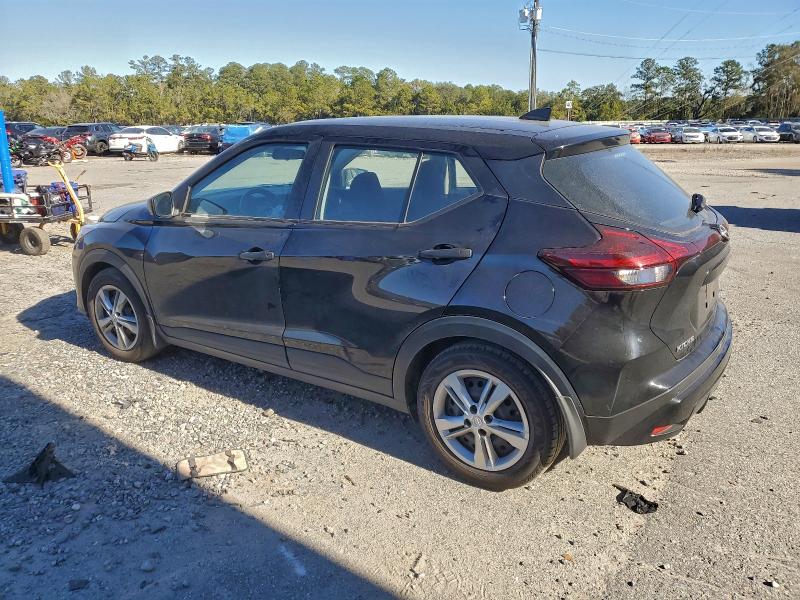 Фото 2 - NISSAN KICKS